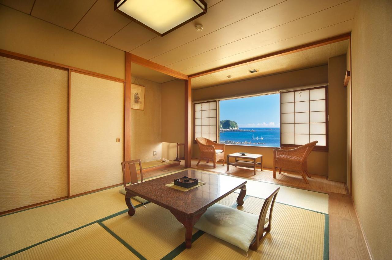 黒潮の宿 臨海荘 -Kuroshio No Yado Rinkaisou- Katsuura  Exterior photo